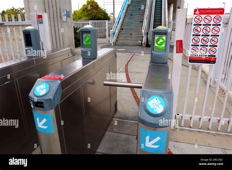 Los Angeles California Los Angeles Metro Rail Turnstiles With Tap