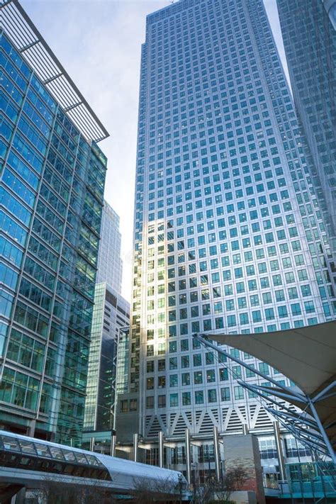 London Uk Corporate Buildings Of Canary Wharf Banks Insurances