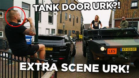 Gre Met Nieuwe Vriend In Legertank Op URK Extra Scene URK YouTube