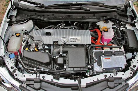 Тест-драйв Toyota Auris Hybrid: Hybrida aurum* – останні автоновини на ...