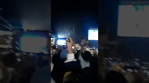 Wisin Y Yandel Cantando No Me Dejes Solo En Caracas Venezuela