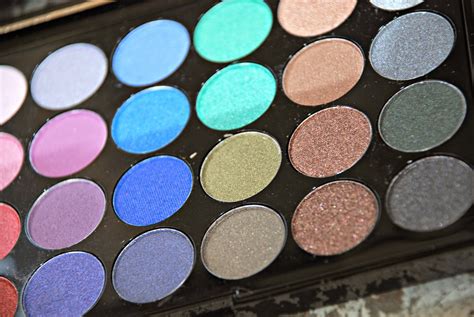 Makeup Revolution Mermaids Forever Palette Lemonaid Lies