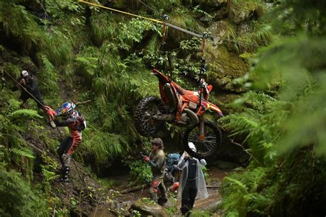 Red Bull Romaniacs Mani Lettenbichler Gewinnt Den Ersten Offroad Tag