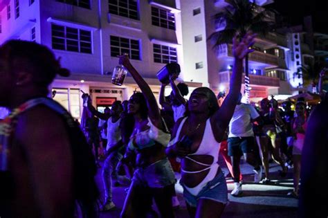 Se acabó la fiesta Miami Beach impuso toque de queda y cerró puentes