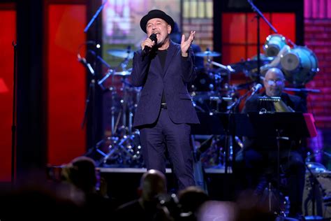 Los Latin Grammy Se Rinden Ante Rubén Blades El Poeta De La Salsa