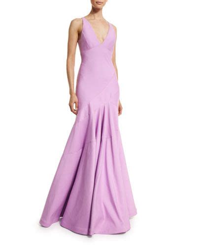 TBPLV Halston Heritage Sleeveless V Neck Tulip Gown Tulip Gowns