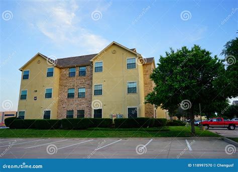 University of Texas at Dallas Stock Photo - Image of historic, dorm ...