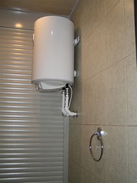 Обзор от покупателя на Водонагреватель накопительный Electrolux EWH 30 ...