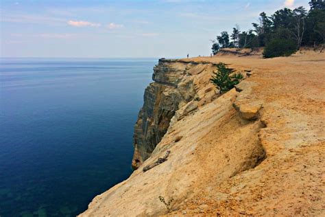 5 Incredible Hikes In The Upper Peninsula For Any Hiker