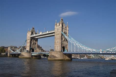 Tower Bridge - HistoricBridges.org