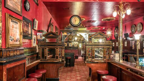 The Long Hall, Dublin, Ireland - Bar Review | Condé Nast Traveler