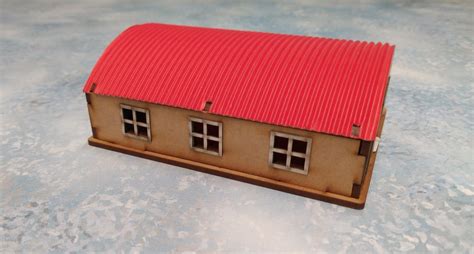 NISSEN HUT 20-25mm SCALE