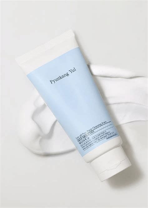 PYUNKANG YULLow pH Pore Deep Cleansing Foam - Glow Time