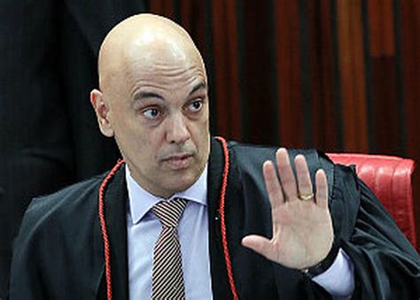 Alexandre De Moraes Pede Explicações à Pgr Sobre Pedido De Arquivamento