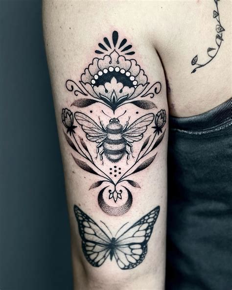 Creative And Precious Bee Tattoo Ideas To Inspire You