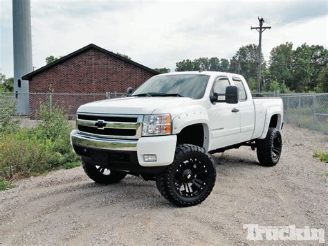 Lifted black chevy silverado – Artofit