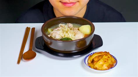 Asmr Noodle Soup With Chicken Kalguksu Eating Sounds