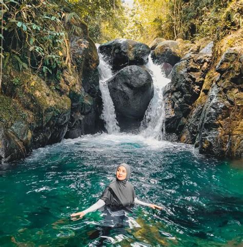 Viral Curug Cibaliung Sentul Bogor Tempat Wisata Air Instagramable