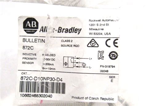 NEW ALLEN BRADLEY 872C D10NP30 D4 PROXIMITY SENSOR 872CD10NP30D4 SB