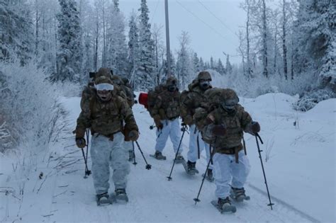 Northern Warfare Training Center Preparing Soldiers to Become Arctic Experts - Soldier Systems Daily