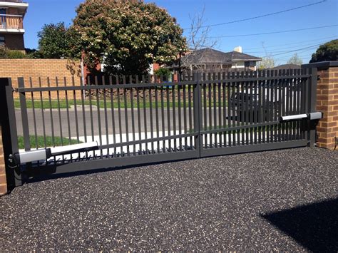 Steel Batten Fencing In Melbourne Diamond Fence Aust Pty Ltd