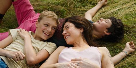 Close Review: An Unforgettable Meditation On Friendship & Boyhood