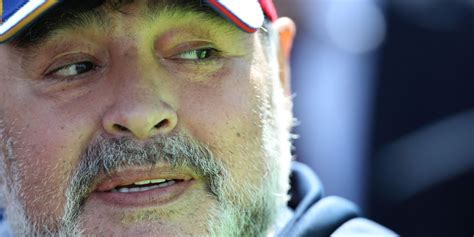 Morte Maradona Si Infittisce Il Giallo Medico Indagato Per Omicidio