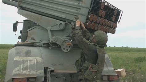 Russia Reportedly Blasts Ukrainian Targets With BM-21 'Grad' Rocket ...