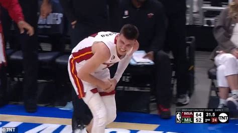 Miami Heat Tyler Herro Suffers A Broken Hand In First Nba Playoff Game