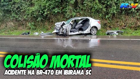 DESTRUIÇÃO E MORTE Colisão frontal entre dois carros termina em