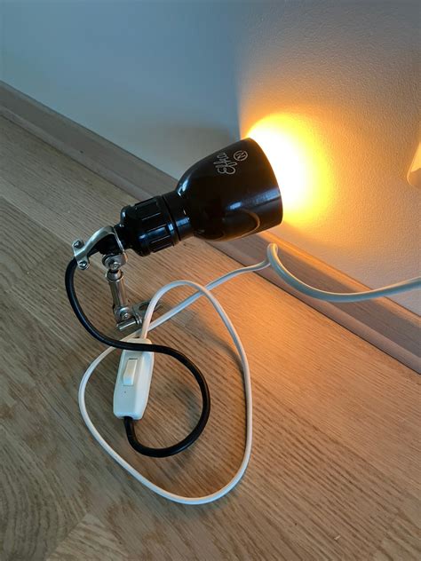 RETRO NORSKPRODUSERT KUL OG SPESIELL LITEN LAMPE EFKA FINN Torget