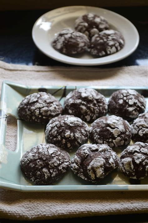 Eggless Chocolate Crinkle Cookies Easy Cookies Gayathri S Cook Spot