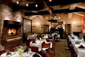 15 Best Restaurants in Overland Park, KS for 2023 (Top Eats!)