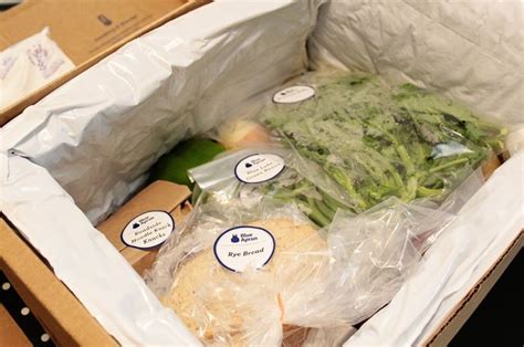 bagaimana mengemas makanan  baik  perjalanan intisari