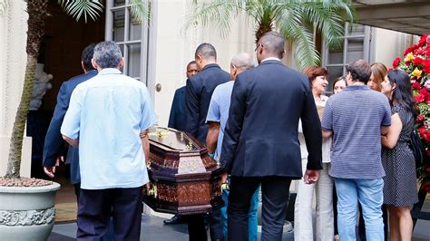 Fotos Morre o escritor João Ubaldo Ribeiro 18 07 2014 UOL