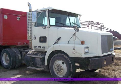 White Gmc Conventional Wg Semi Truck In Plainville Ks Item