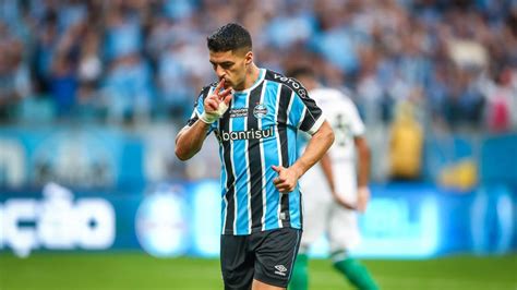 Graças A Suárez Grêmio é Destaque Na Imprensa Mundial Confira