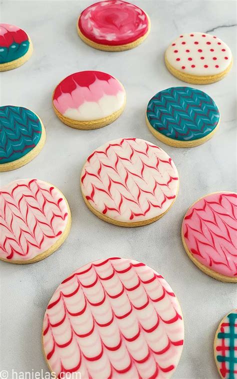 Decorated Round Sugar Cookies