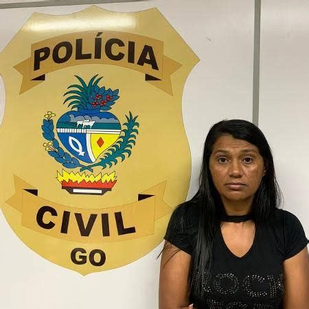 Pastora Presa Suspeita De Envenenar Marido Para Ficar Dinheiro