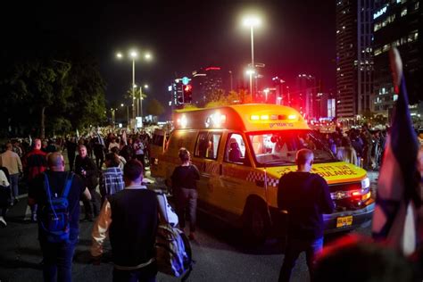 Driver rams protesters at anti-government demonstrations in Tel Aviv ...