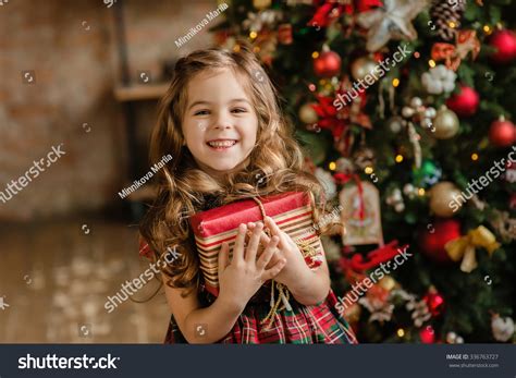 Happy Little Smiling Girl Christmas Gift Stock Photo 336763727 ...