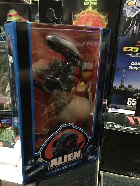 Neca Alien Th Figure Mezco Mafex Shf Medicom Hottoys