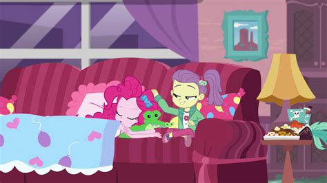 1885634 Safe Screencap Gummy Lily Pad G4 Pinkie Pie Equestria