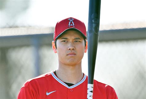 大谷翔平、リアル二刀流 118年ぶり「2番投手」 Mlb写真ニュース 日刊スポーツ