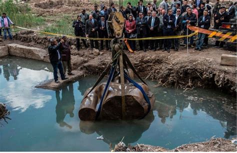 A giant ancient Egyptian statue has been unearthed: this is again proof ...