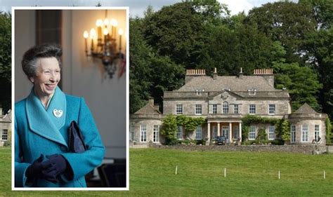 Princess Anne Lives In Absolutely Gorgeous 700 Acre Mansion But It