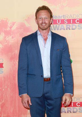 Ian Ziering Beverly Hills Revient Sur Ses Relations Avec Les