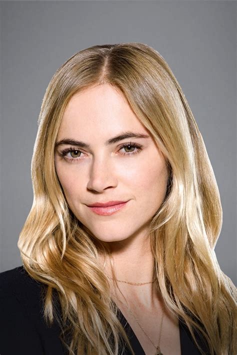 Emily Wickersham Ans Actrice Cinefeel Me