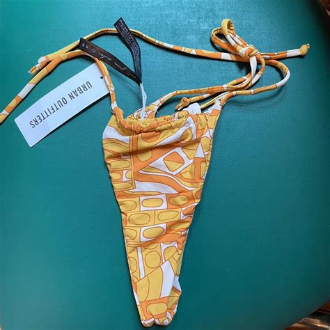 UO Pattern Bikini Bottoms Size Medium Brand New Depop