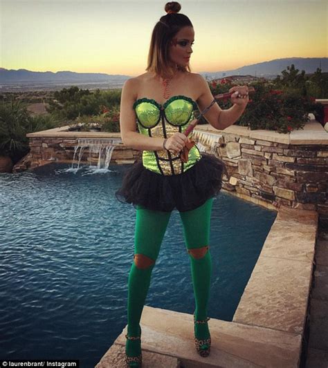 10 Hot Sexy Kathleen De Leon Jones Bikini Pics